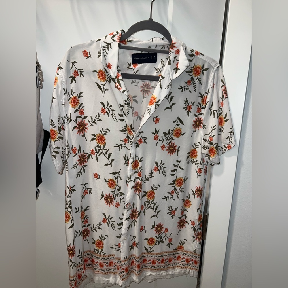 Abercrombie button up short sleeve